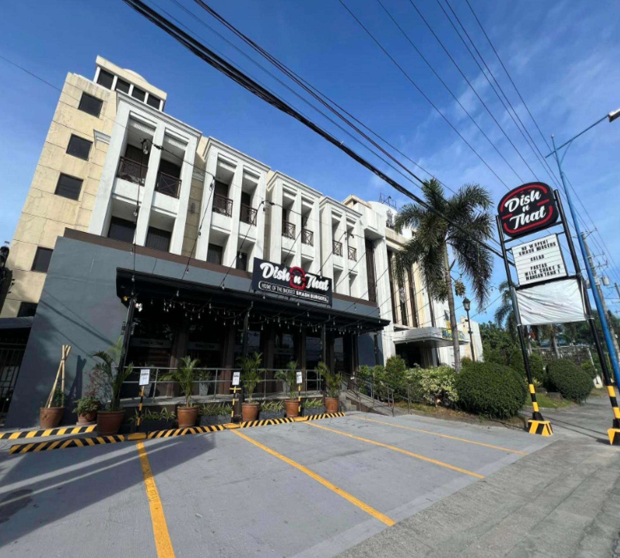 Bliss Hotel San Fernando Pampanga City Екстериор снимка