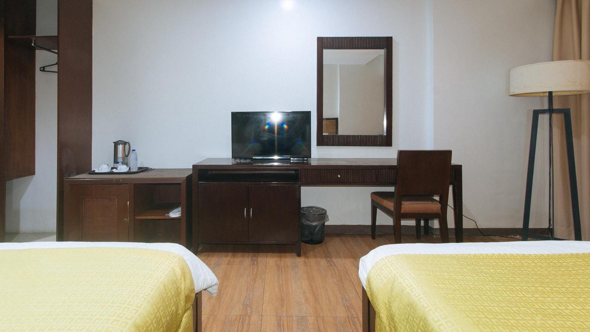 Bliss Hotel San Fernando Pampanga City Екстериор снимка