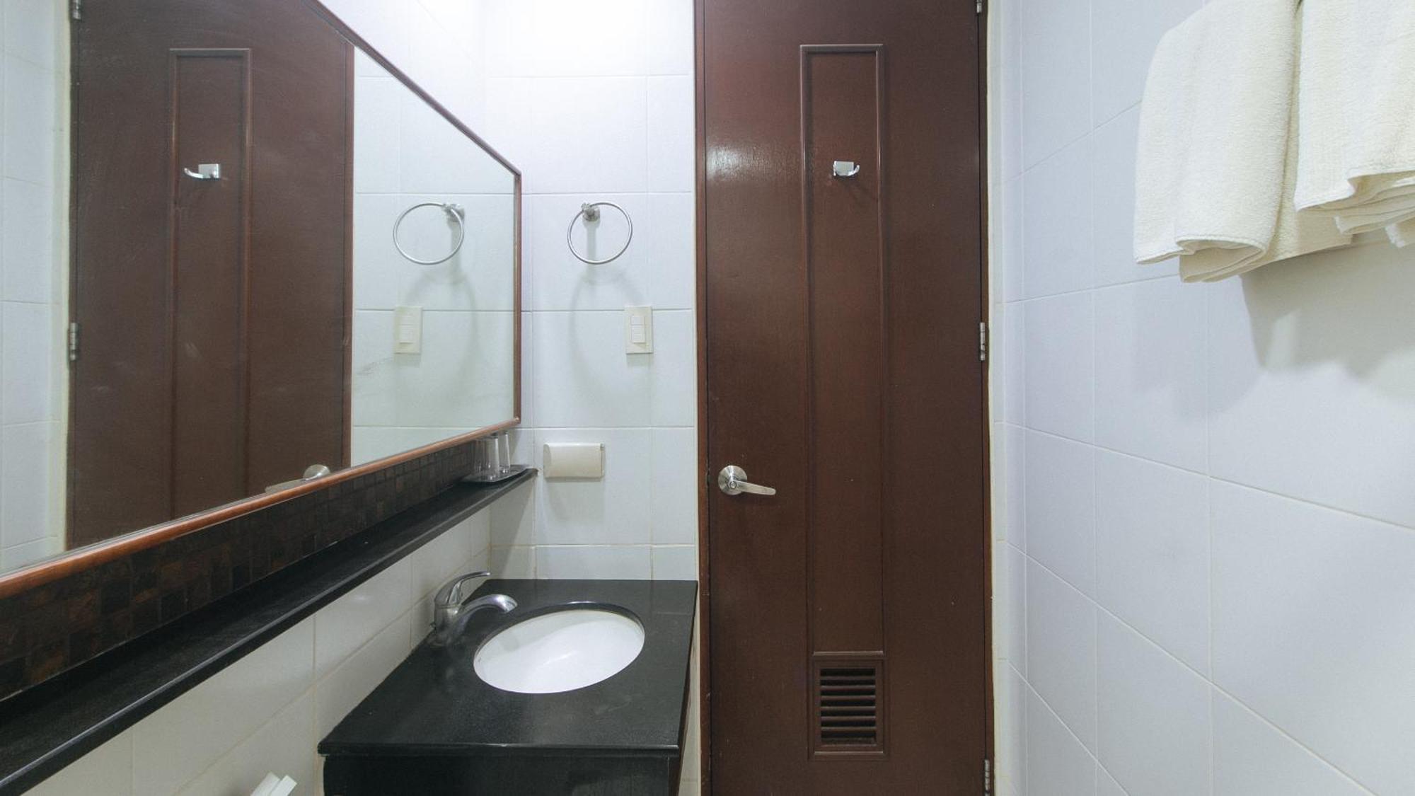 Bliss Hotel San Fernando Pampanga City Екстериор снимка